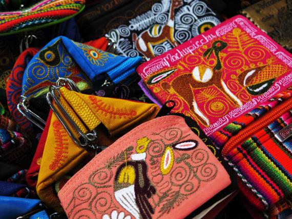 Le guide pour acheter de l’artisanat local authentique